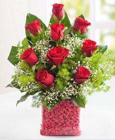 Cam içerisinde 9 adet kırmızı gül  Ankara bağlum online çiçek gönderme sipariş 