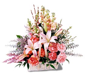  Ankara şentepe internetten çiçek siparişi  mevsim çiçekleri sepeti özel tanzim