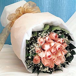 12 adet sonya gül buketi anneler günü için olabilir   Ankara Etlik çiçek gönderme 