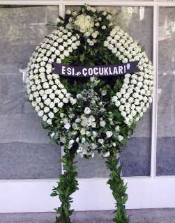Stok için sorunuz  Ankara aşağı eğlence çiçek yolla  cenaze çelengi - cenazeye çiçek  Ankara Keçiören online çiçekçi , çiçek siparişi 