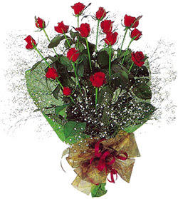 11 adet kirmizi gül buketi özel hediyelik  Ankara Keçiören çiçek siparişi vermek 