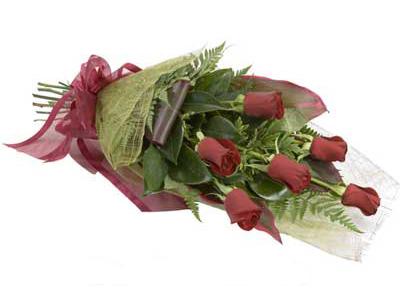 ucuz çiçek siparisi 6 adet kirmizi gül buket  Ankara şentepe internetten çiçek siparişi 