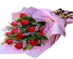 11 adet kirmizi güllerden görsel buket  Ankara kalaba çiçek gönderme sitemiz güvenlidir 