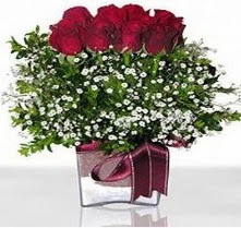  Ankara bağlum online çiçek gönderme sipariş  mika yada cam vazo içerisinde 7 adet gül