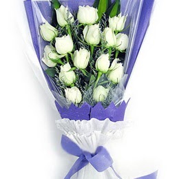  Ankara Keçiören çiçek siparişi vermek  11 adet beyaz gül buket modeli
