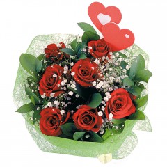  Ankara bağlum online çiçek gönderme sipariş  7 adet kırmızı gül ve 2 adet kalp çubuk
