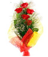 5 li kırmızı gül buketi  Ankara bağlum online çiçek gönderme sipariş 