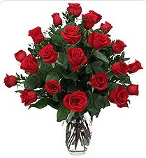  Ankara şentepe internetten çiçek siparişi  24 adet kırmızı gülden vazo tanzimi