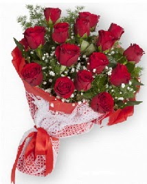 11 kırmızı gülden buket  Ankara Keçiören çiçek , çiçekçi , çiçekçilik 