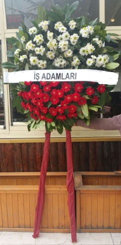 Cenaze çiçeği cenaze çiçek modelleri  Ankara aşağı eğlence çiçek yolla 