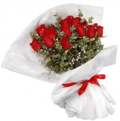 9 adet kırmızı gül buketi  Ankara Keçiören çiçek siparişi vermek 
