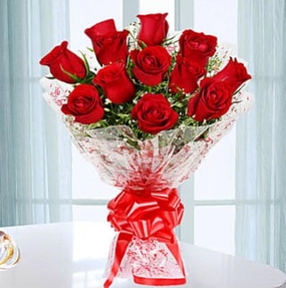 11 adet kırmızı gülden görsel şık buket  Ankara Keçiören güvenli kaliteli hızlı çiçek 
